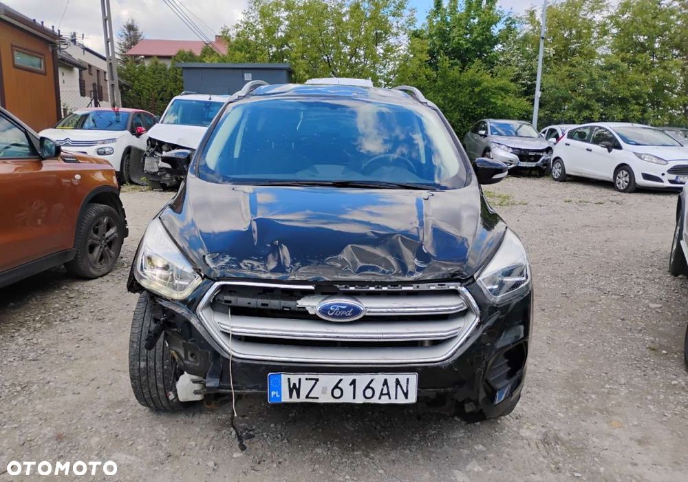 Ford Kuga - 17