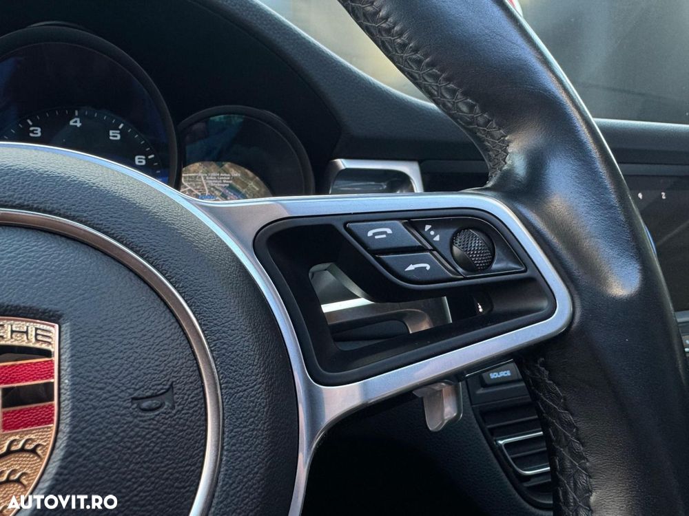 Porsche Macan - 11