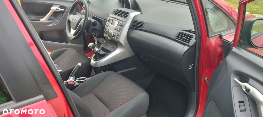 Toyota Verso 2.0 D-4D 2010 7os - 9