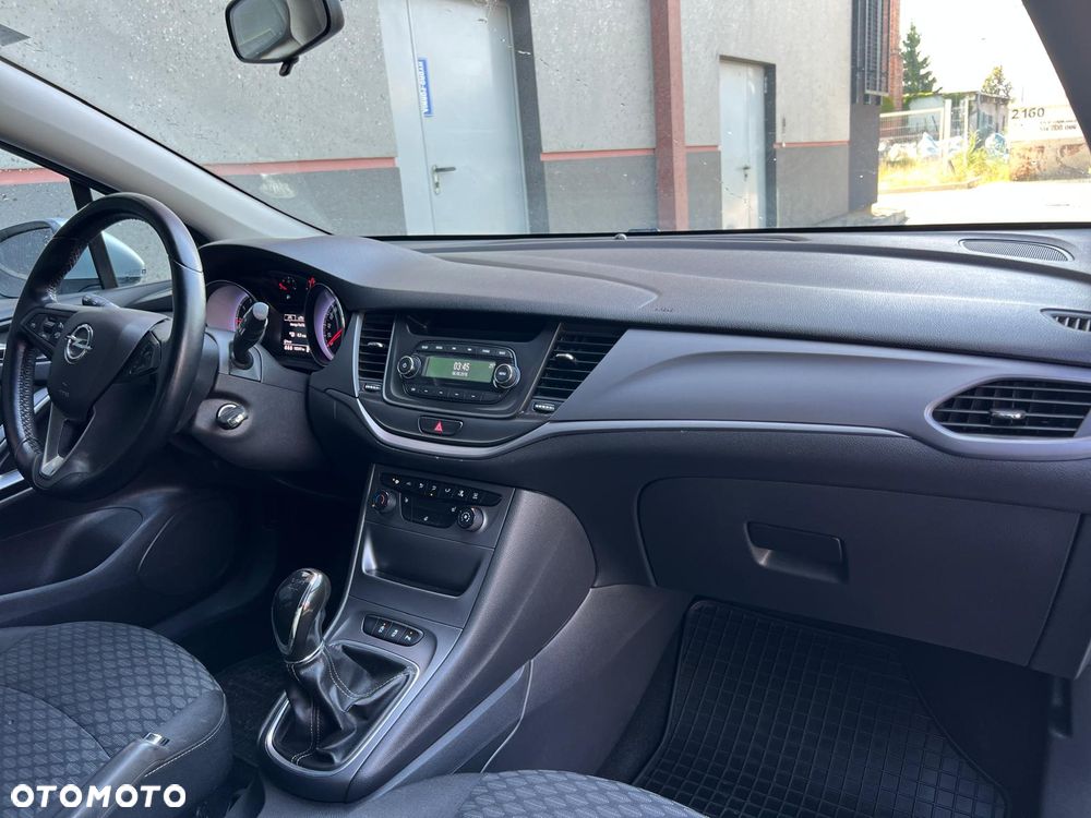 Opel Astra 1.0 T Essentia S&S - 7
