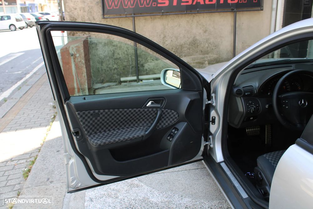 Mercedes-Benz C 220 - 20