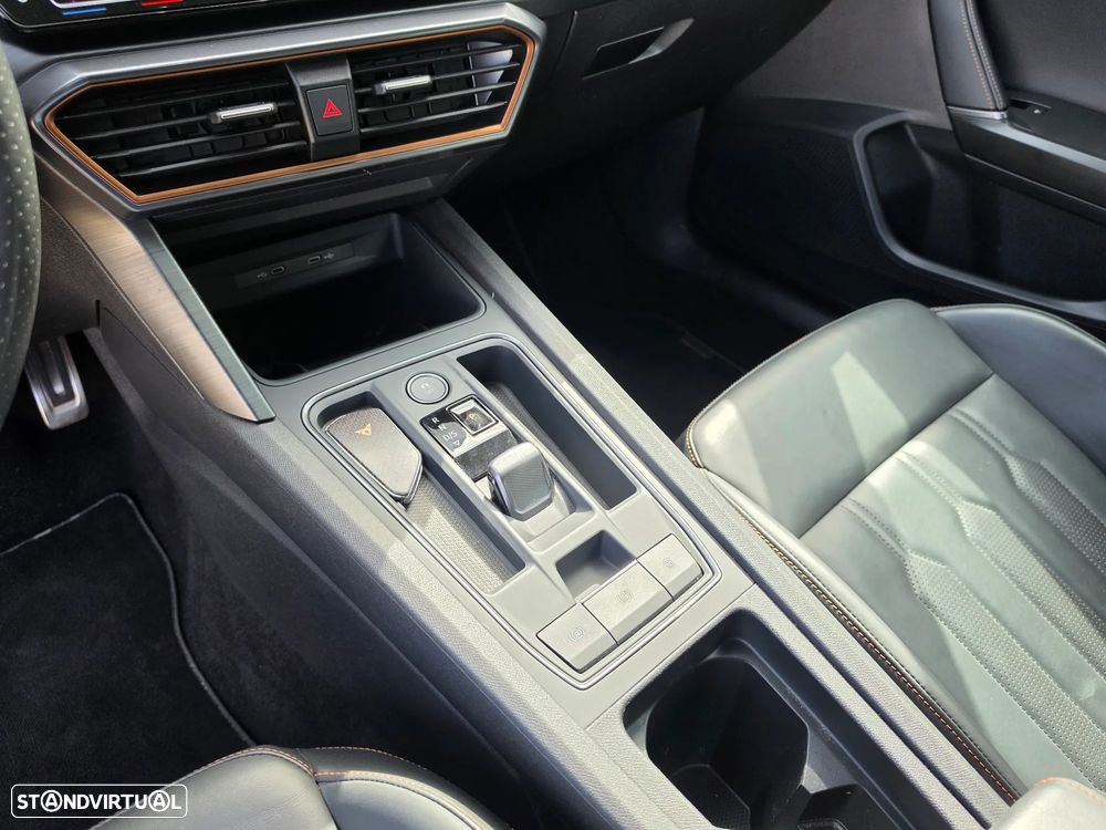 Cupra Formentor 1.4 e-Hybrid DSG VZ - 24
