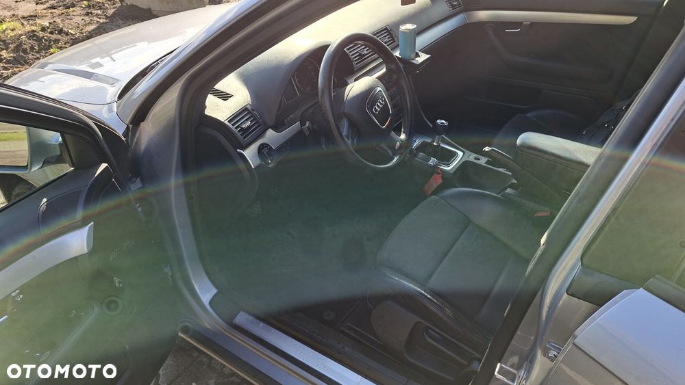 Audi A4 Avant - 8