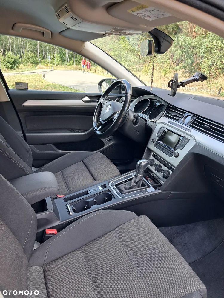 Volkswagen Passat ver-2-0-tdi-bmt-comfortline-dsg - 13