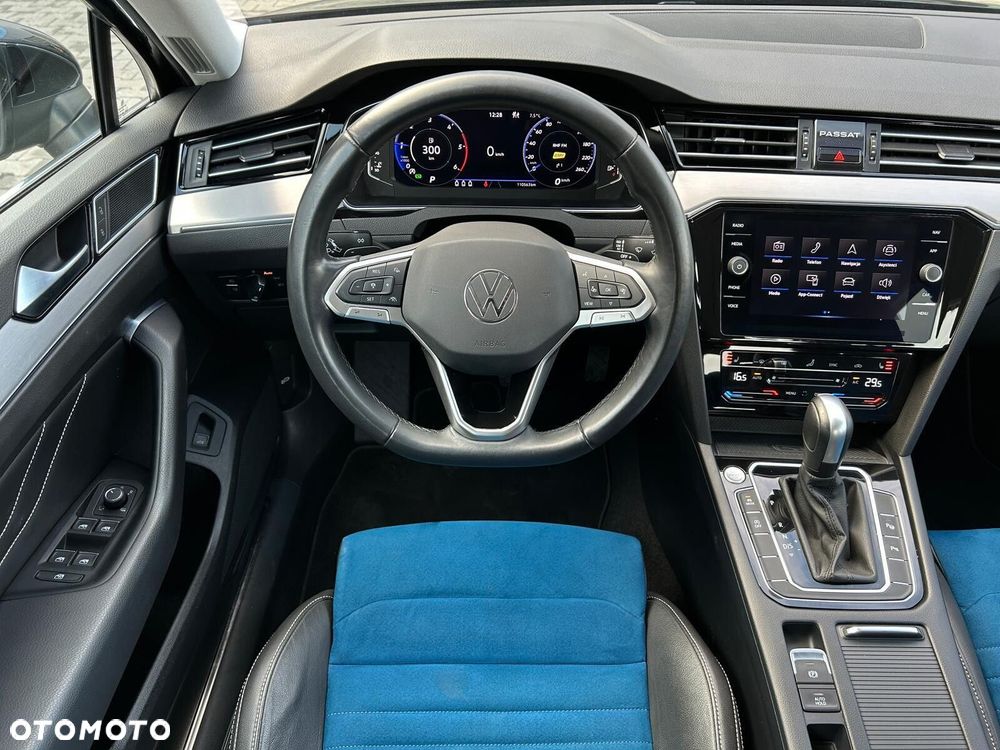 Volkswagen Passat 2.0 TDI Elegance DSG - 7