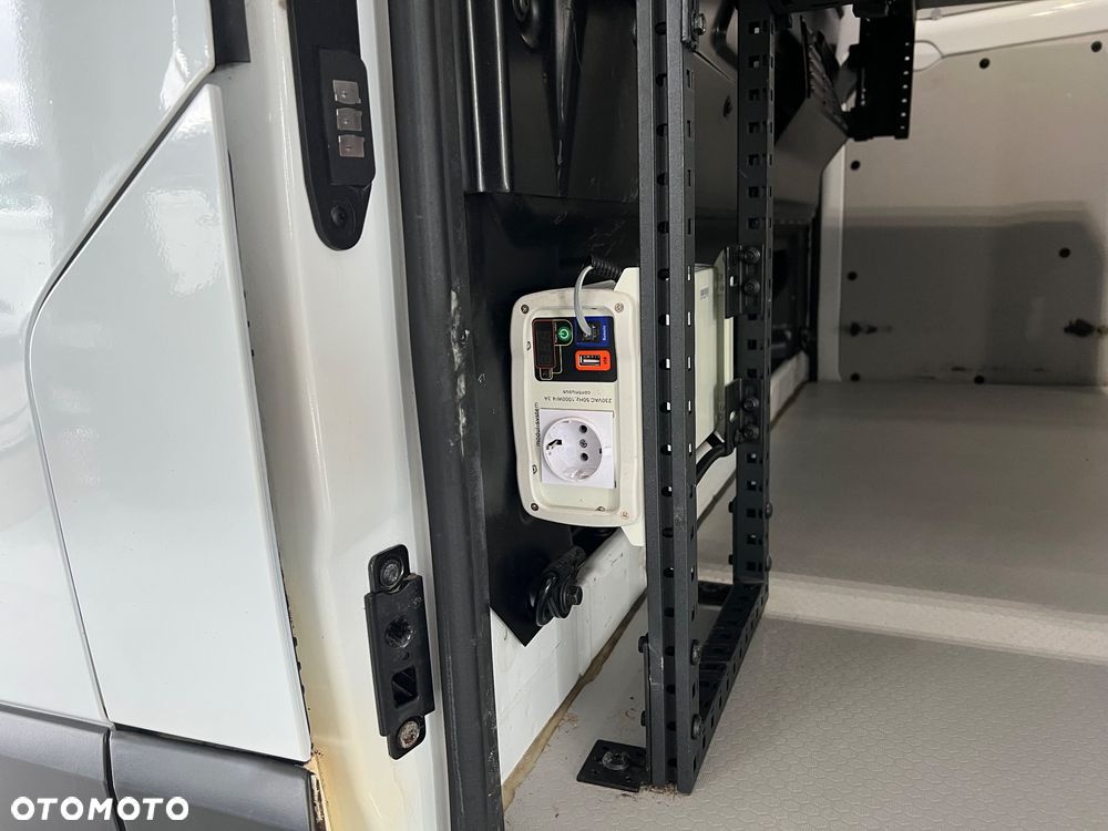Ford Transit Custom - 10