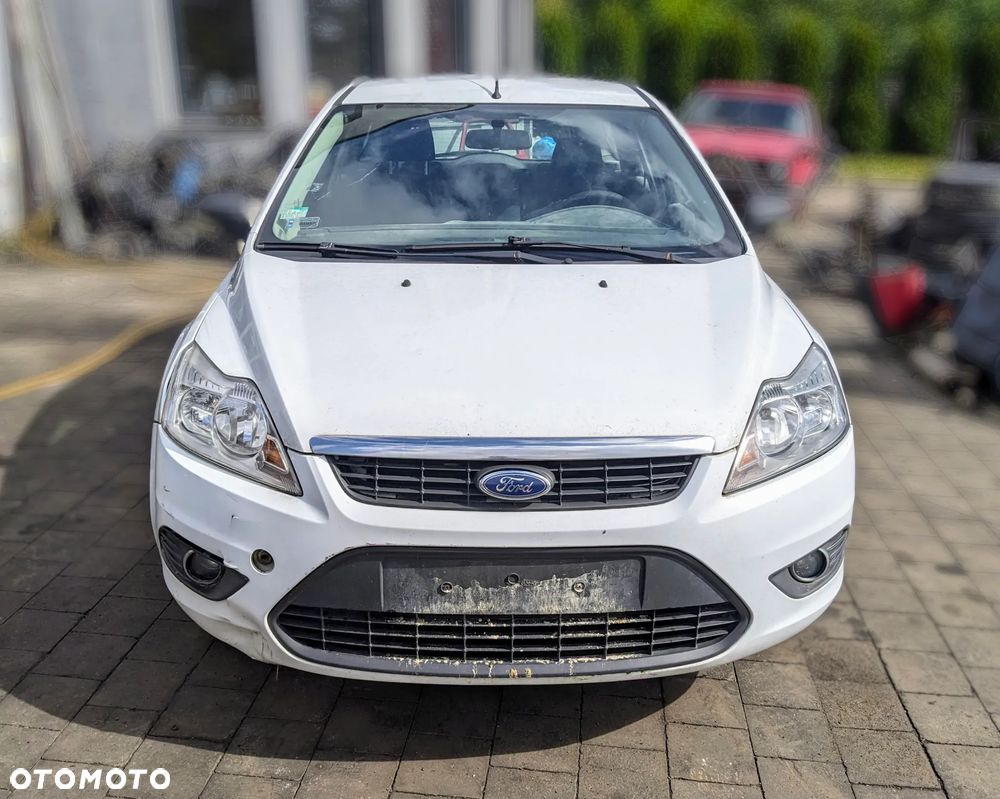 FORD FOCUS 1.6 KOMBI 2009 na części - 2