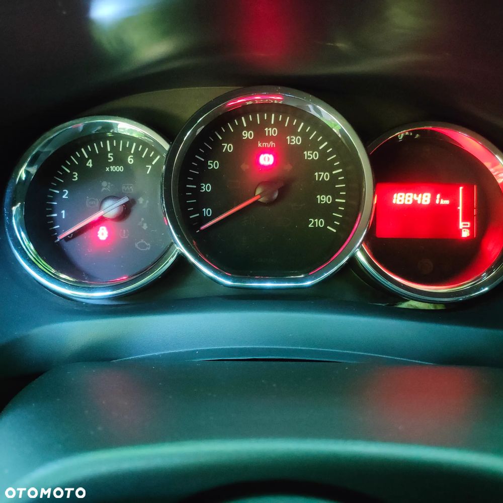 Dacia Logan dCi 90 S&S Celebration - 13