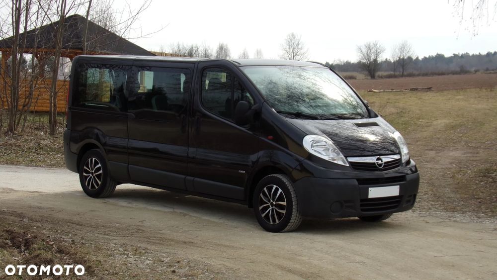 Opel Vivaro - 11