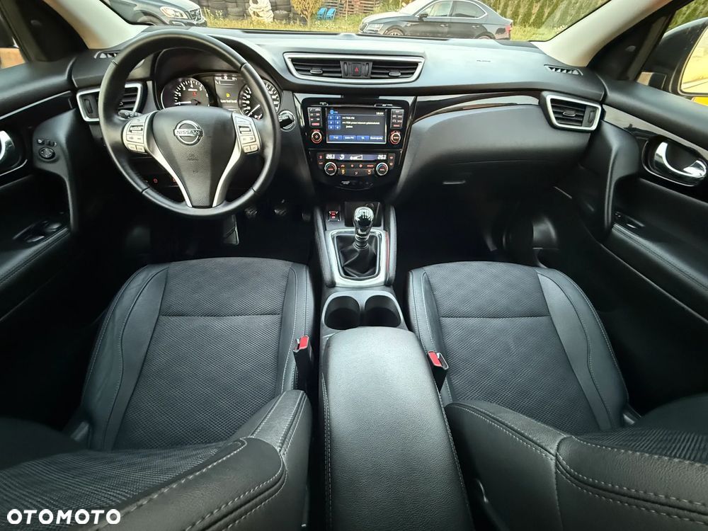 Nissan Qashqai 1.6 DIG-T TEKNA+ - 27