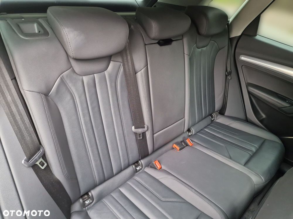 Audi Q5 35 TDI mHEV S Line S tronic - 24