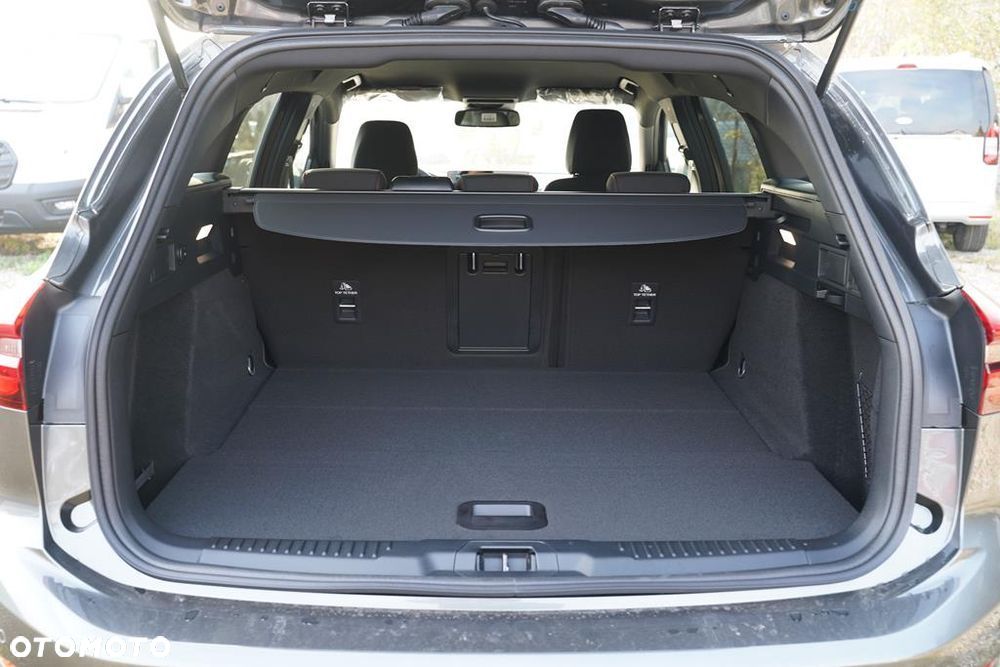 Ford Focus 1.0 EcoBoost mHEV ST-Line X - 6