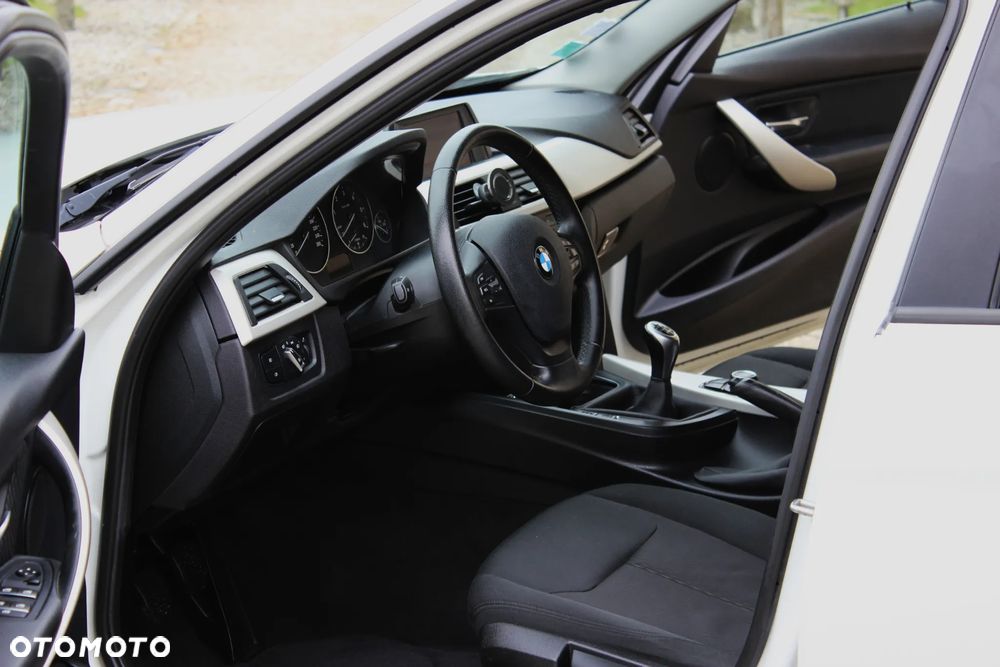 BMW Seria 3 316d Edition Luxury Line Purity - 20
