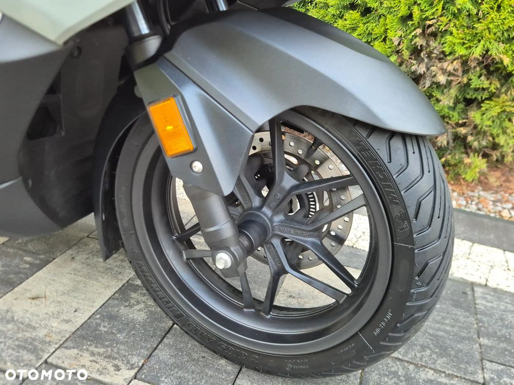 Honda NSS - 14