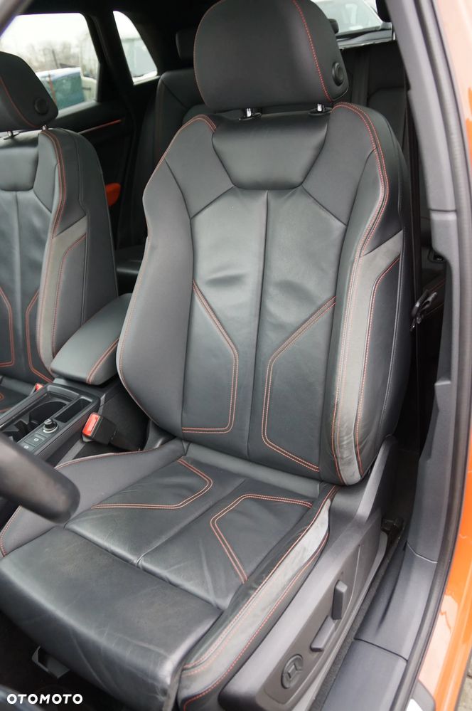 Audi Q3 35 TDI Quattro S Line - 29