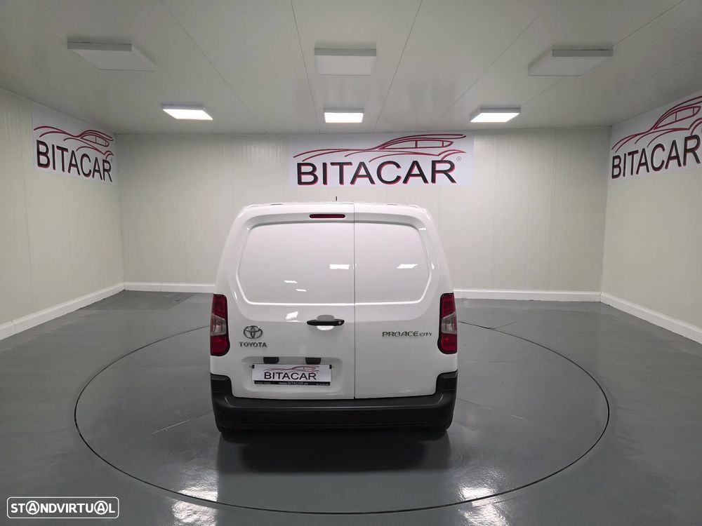 Toyota PROACE CITY 1.5D IVA DEDUTIVEL - 23