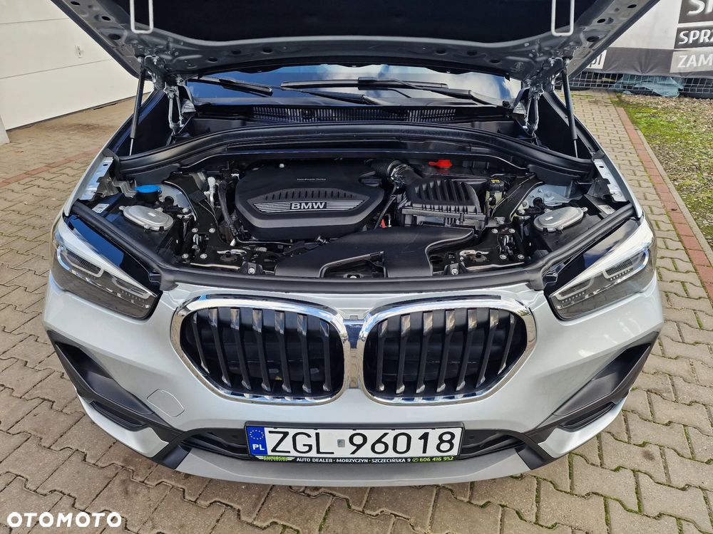 BMW X1 sDrive18d Sport Line sport - 13