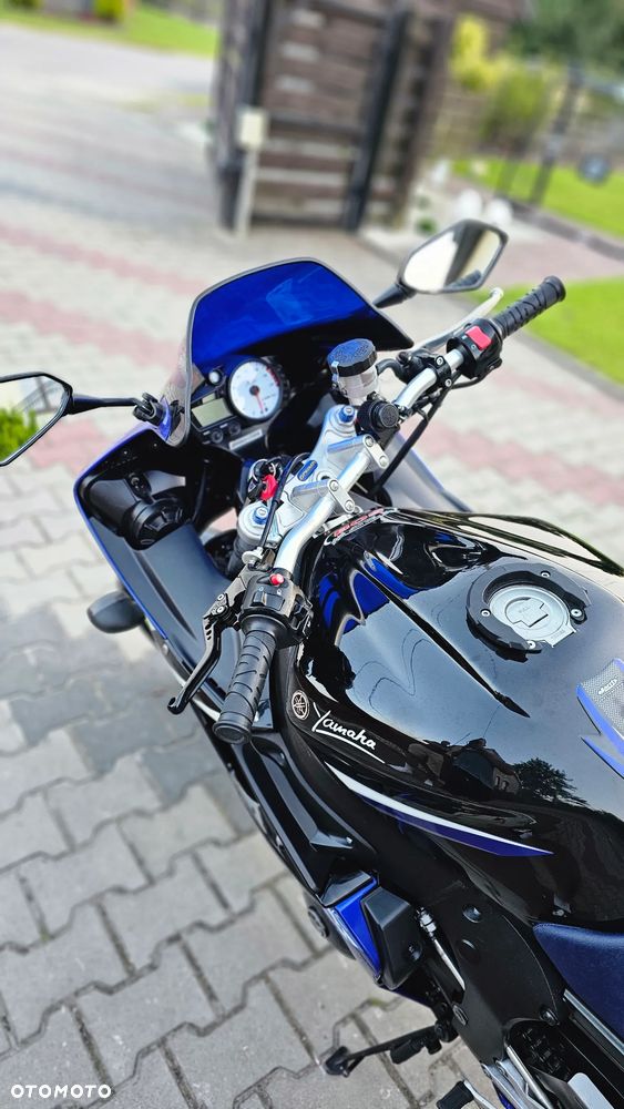 Yamaha R6 - 18