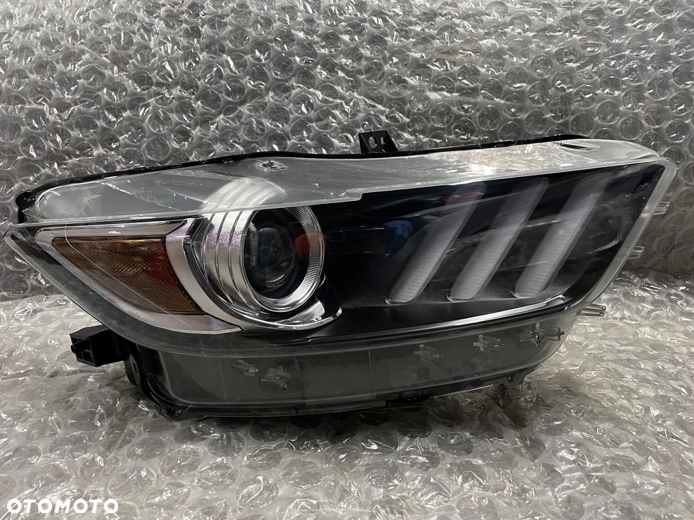 LAMPA PRAWA XENON LED FORD MUSTANG VI FR3B-13005-C FR3B-13005-B - 1