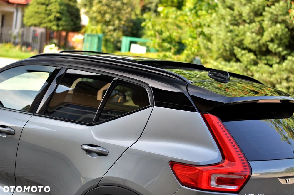 Volvo XC 40 D4 AWD Geartronic R-Design - 13