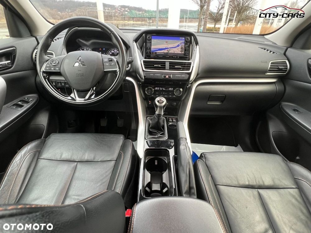 Mitsubishi Eclipse Cross - 13