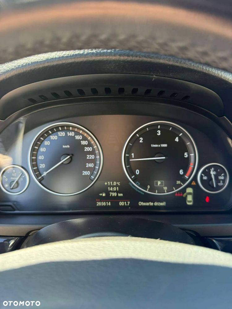 BMW Seria 5 - 29