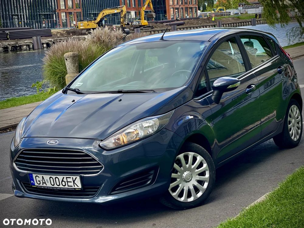 Ford Fiesta - 2