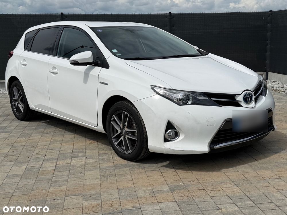 Toyota Auris - 1