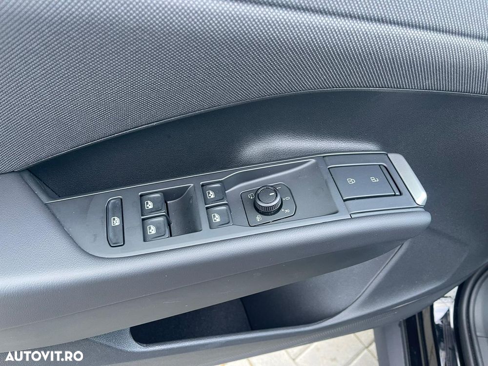 Volkswagen T-Roc 1.5 eTSI 115 CP DSG MHEV Life - 2