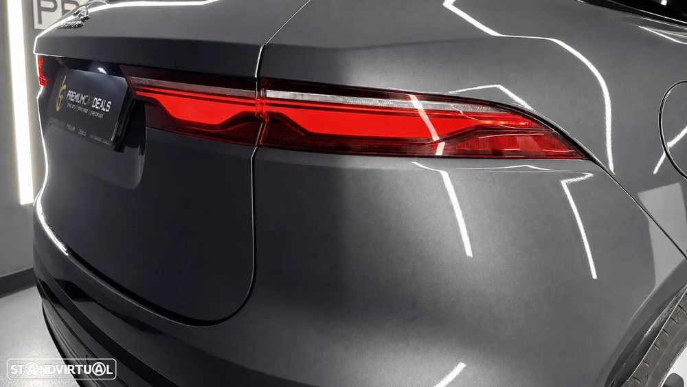 Jaguar F-Pace 2.0 P400e AWD R-Dynamic Black - 9