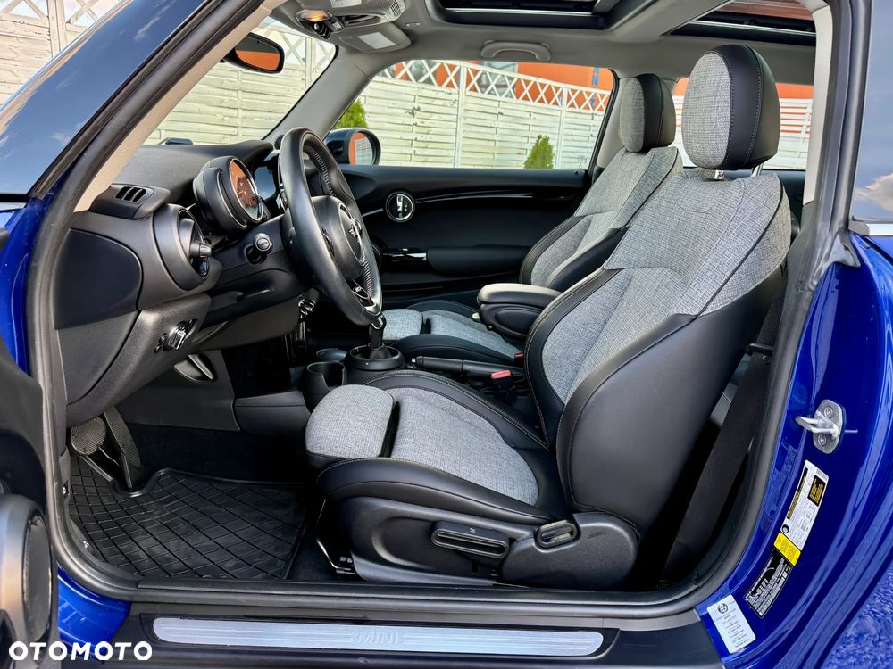 MINI Cooper John Works Trim - 8