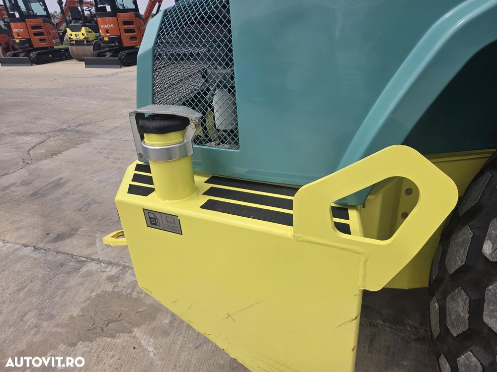 Ammann ASC110, 2018, 445h, Masa operationala 15tone, latime tambur 2,1m, lungime totala 5,7m, motor 115KW, posibilitate leasing 3 ani, STARE FOARTE BUNA-65.900 EUR+Tva - 28