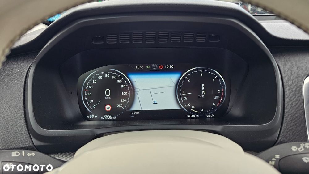 Volvo XC 90 - 16