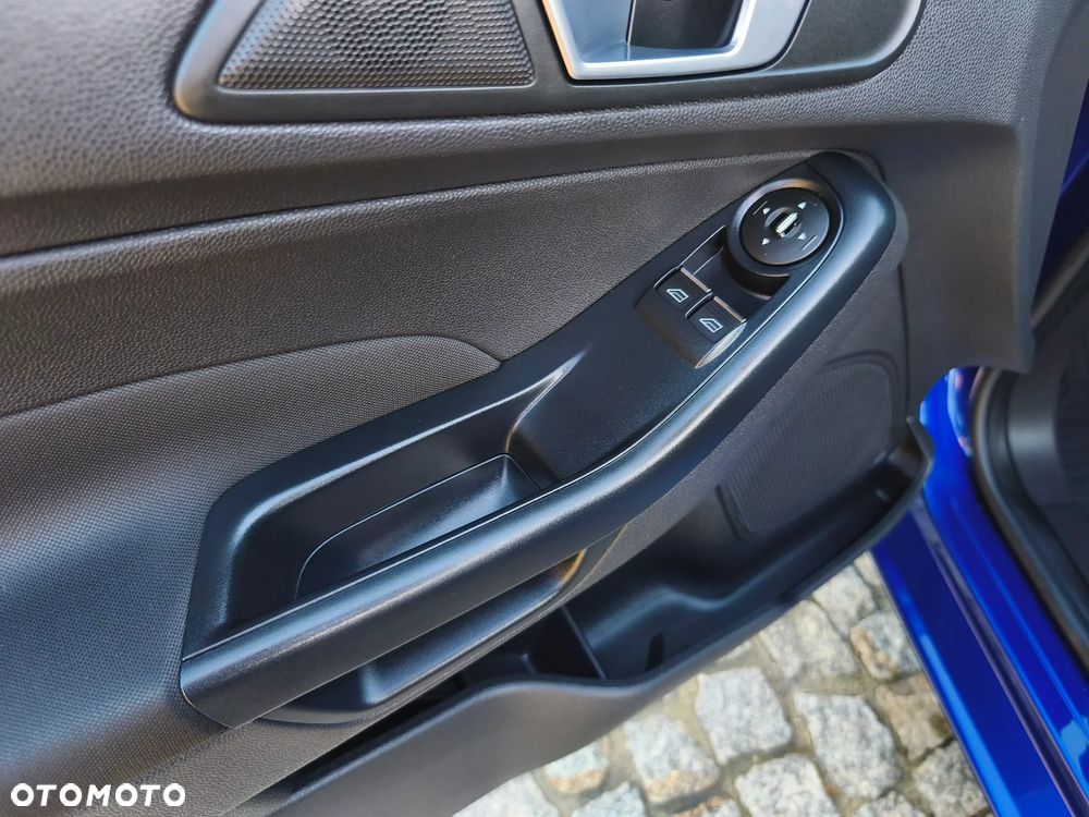 Ford Fiesta 1.25 Celebration - 22