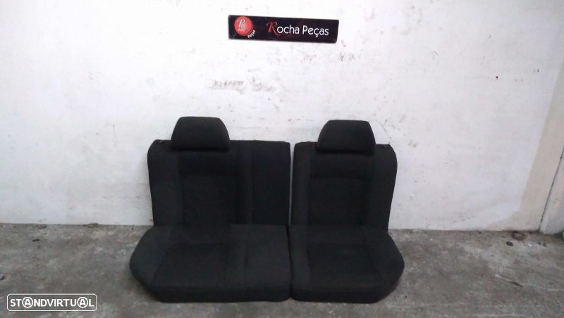 Estofos De Trás Volkswagen Polo Classic (6V2) - 1