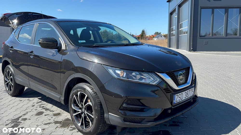 Nissan Qashqai 1.2 DIG-T N-Connecta - 1