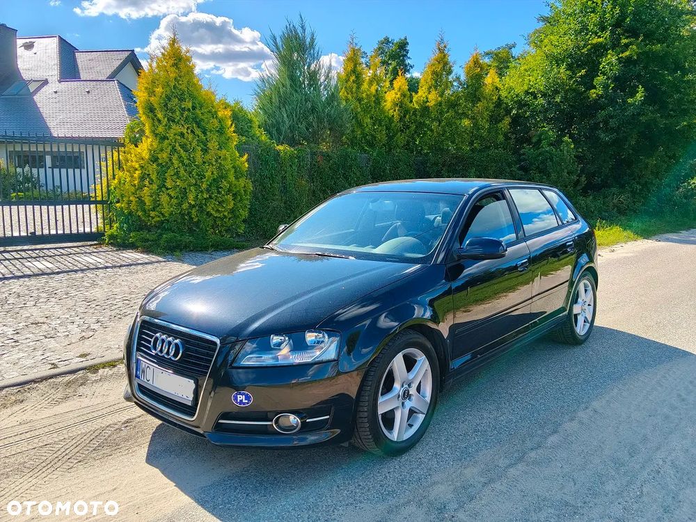 Audi A3 Sportback 1.6 TDI DPF Attraction - 11