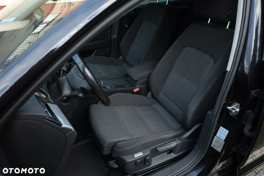 Volkswagen Passat 2.0 TDI EVO Elegance DSG - 13