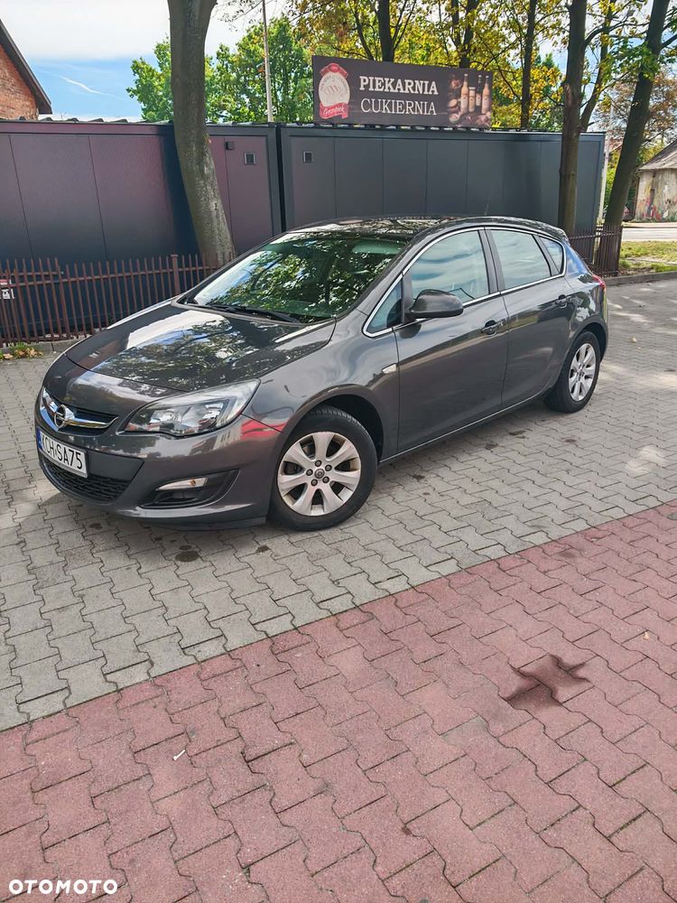 Opel Astra 1.4 T Enjoy - 12