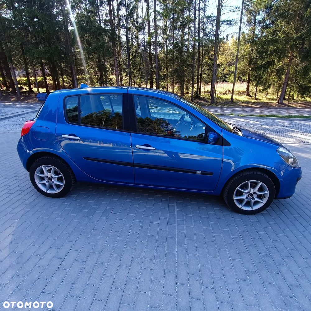 Renault Clio 1.6 16V Extreme - 12