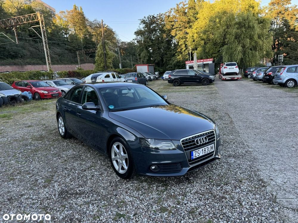 Audi A4 Limousine - 38