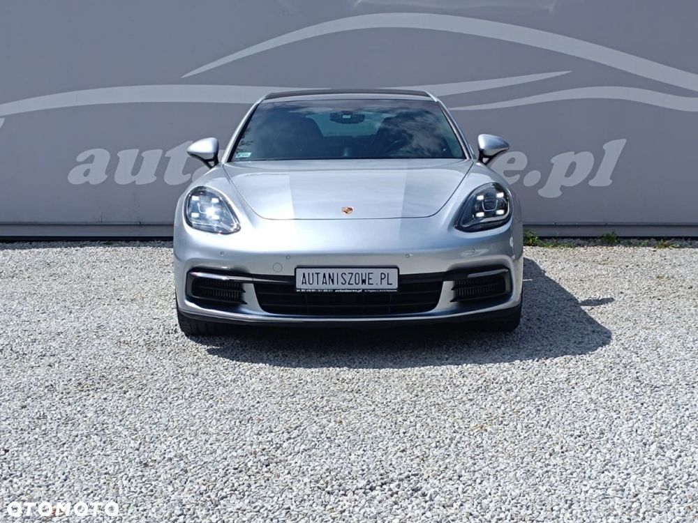 Porsche Panamera - 5