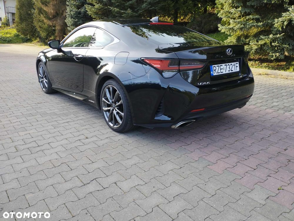 Lexus RC 300h F Sport - 14