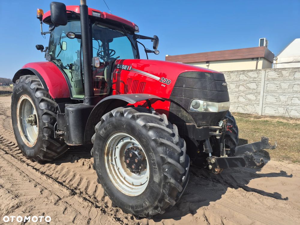 Case IH Puma CVX 230 2013 rok  220 240 Steyr 6220 CVT 185 175 New Holland T7.250 T7.230  T7.215 T7 - 12