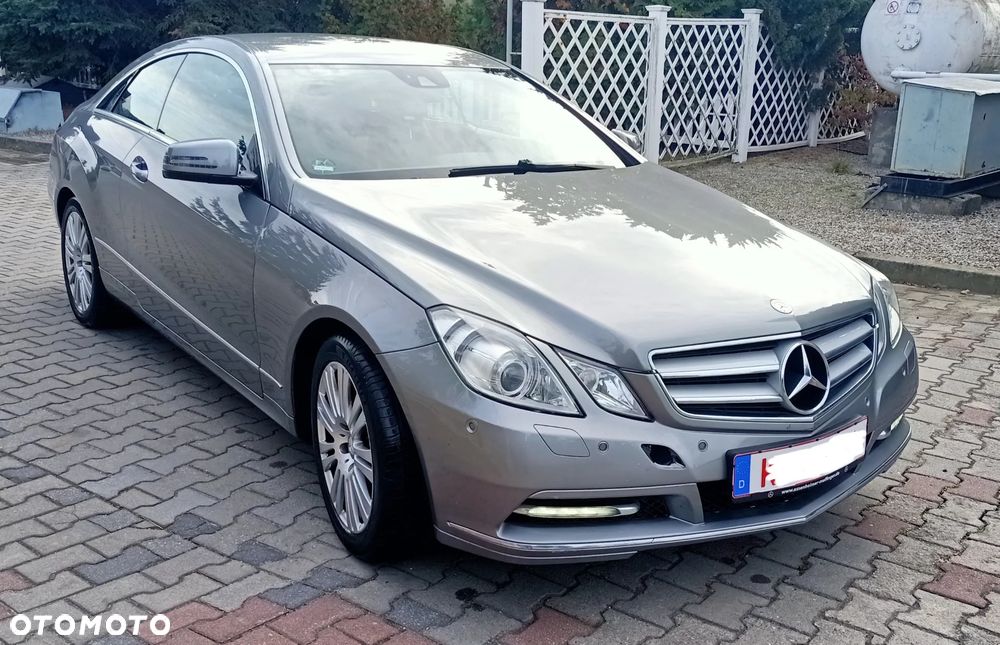 Mercedes-Benz E-Class 2013 photo 2