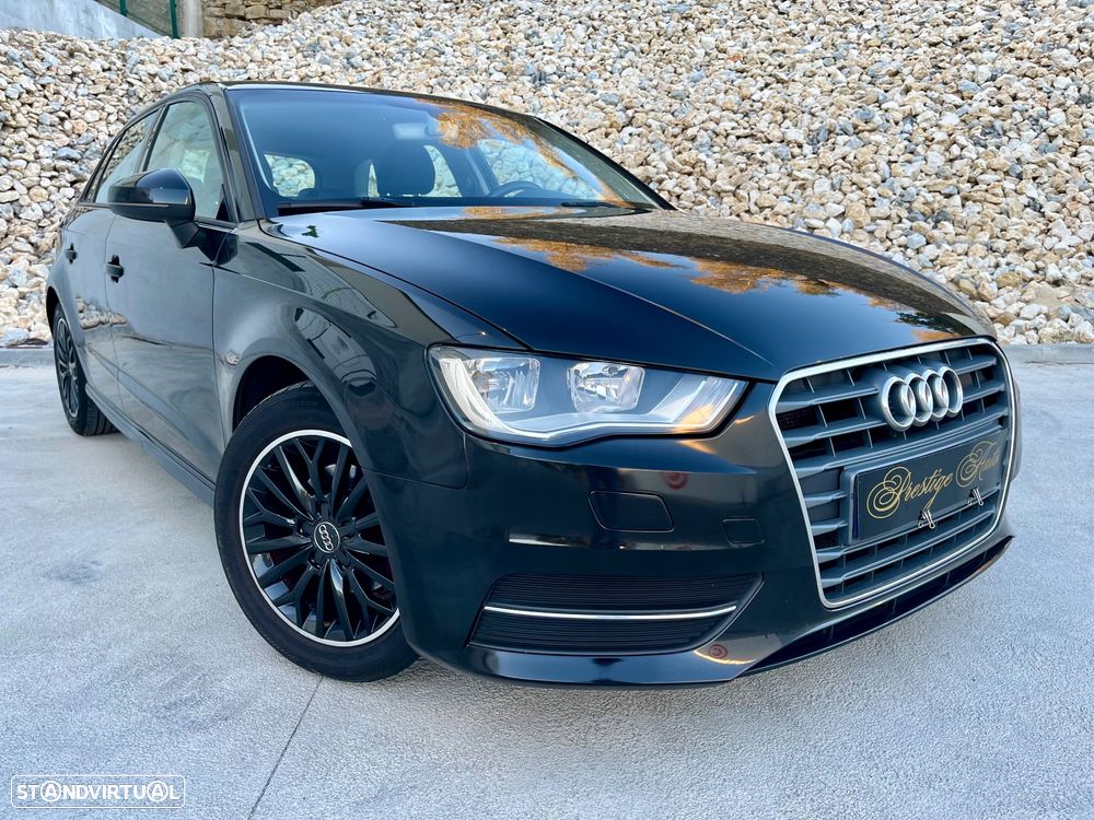 Audi A3 Sportback 1.6 TDI Attraction Ultra - 9