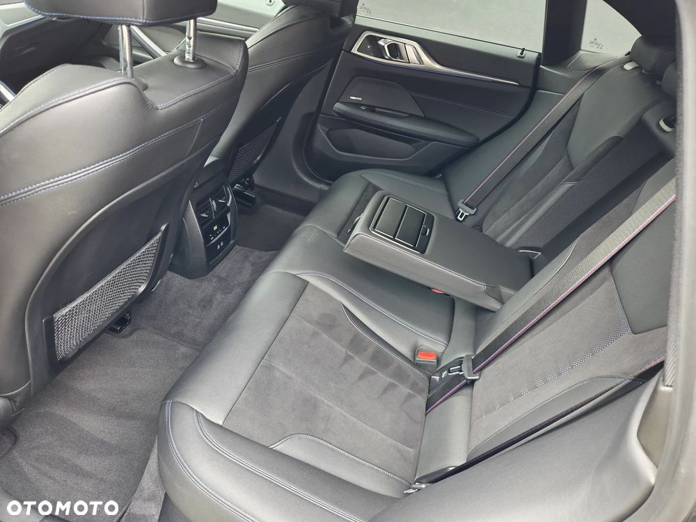 BMW Seria 4 M440i xDrive mHEV sport - 27