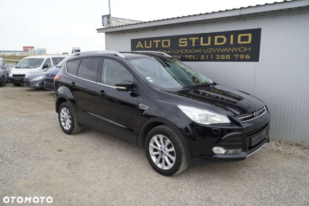 Ford Kuga 2.0 TDCi 2x4 Titanium - 35