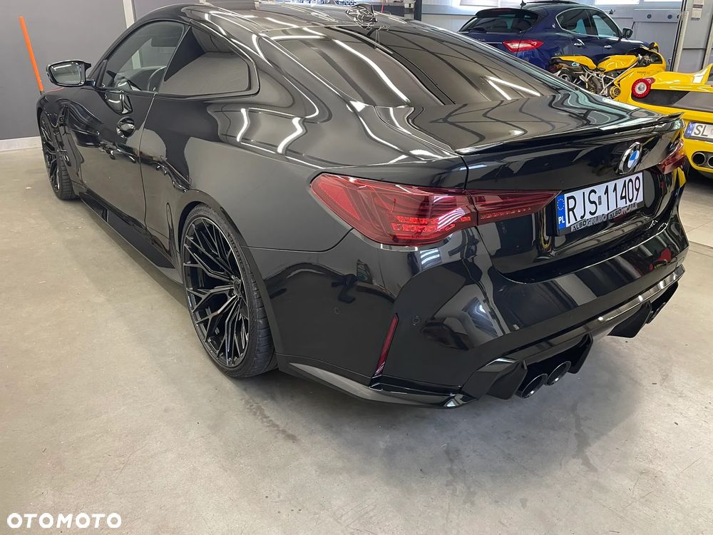BMW M4 Competition - 12