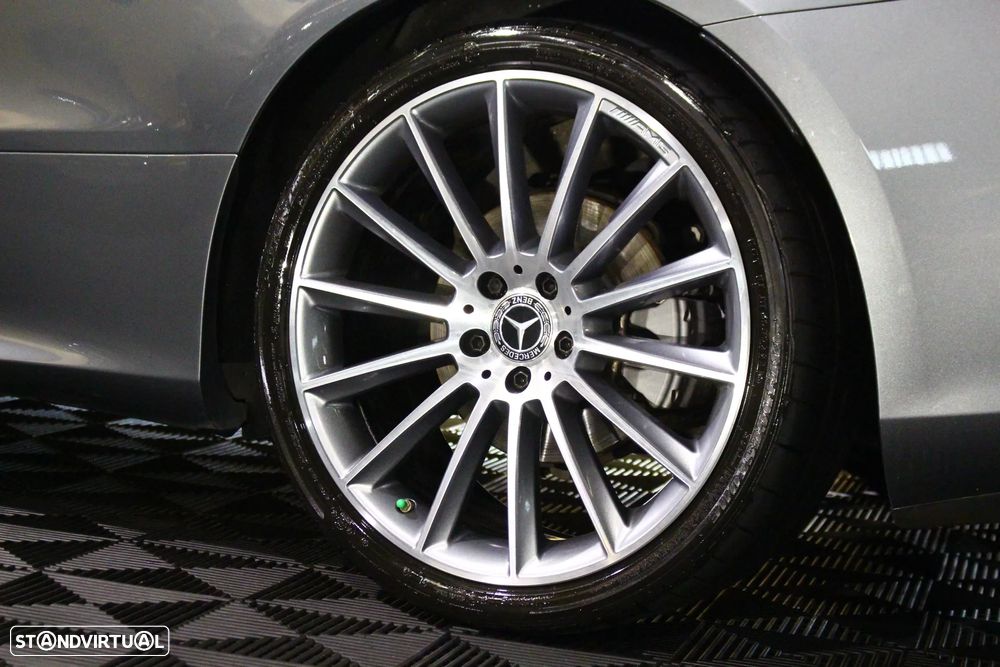 Mercedes-Benz E 200 d AMG Line - 17